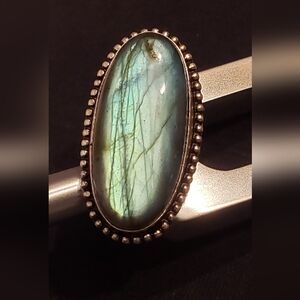 Labradorite & 925 Silver Ring, NWOT, Handcrafted By Artisans, Sz. 6.5, Flash